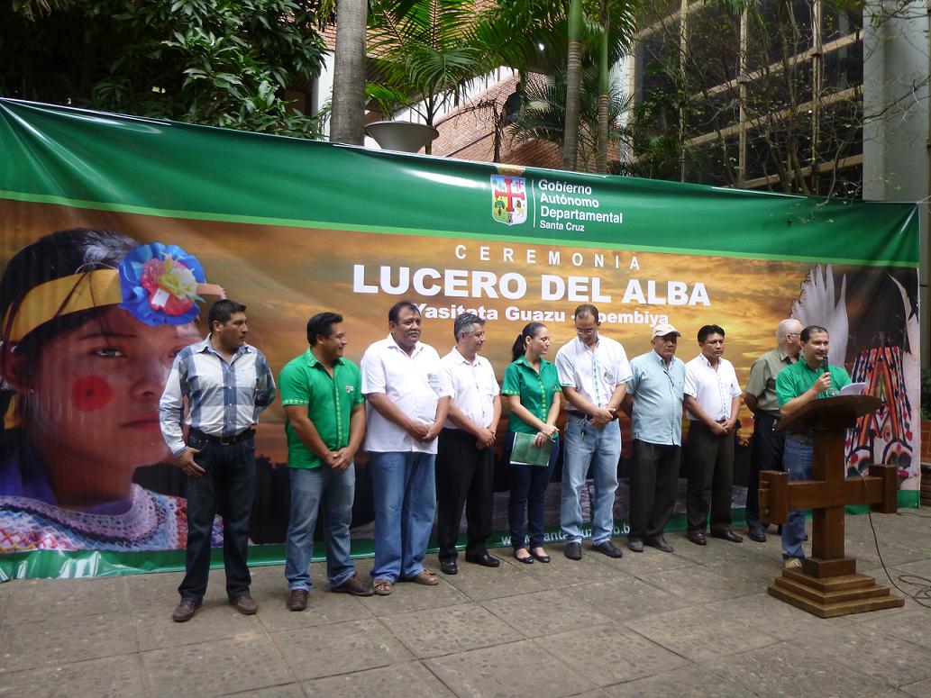 Autoridades.Lucero